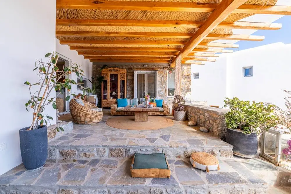 Villa with private beach access and Mykonos downtown views