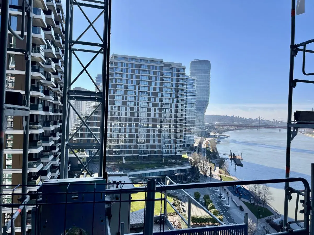 Four-bedroom apartment in BW Victoria with an unforgettable river view