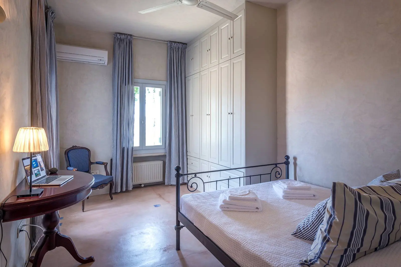 Distinctive-style villa in Kolymbithres, Paros