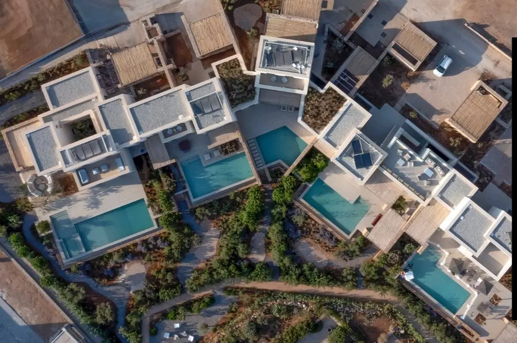 Boutique villa in an exclusive community just steps from the shore in Piso Aliki, Paros