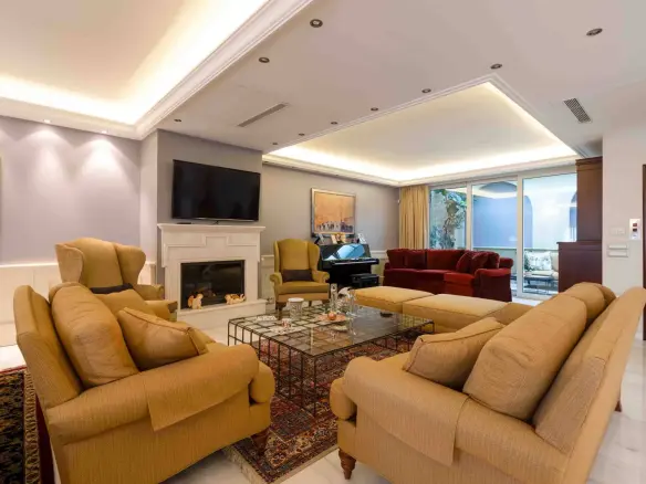Prestigious 4-storey detached house