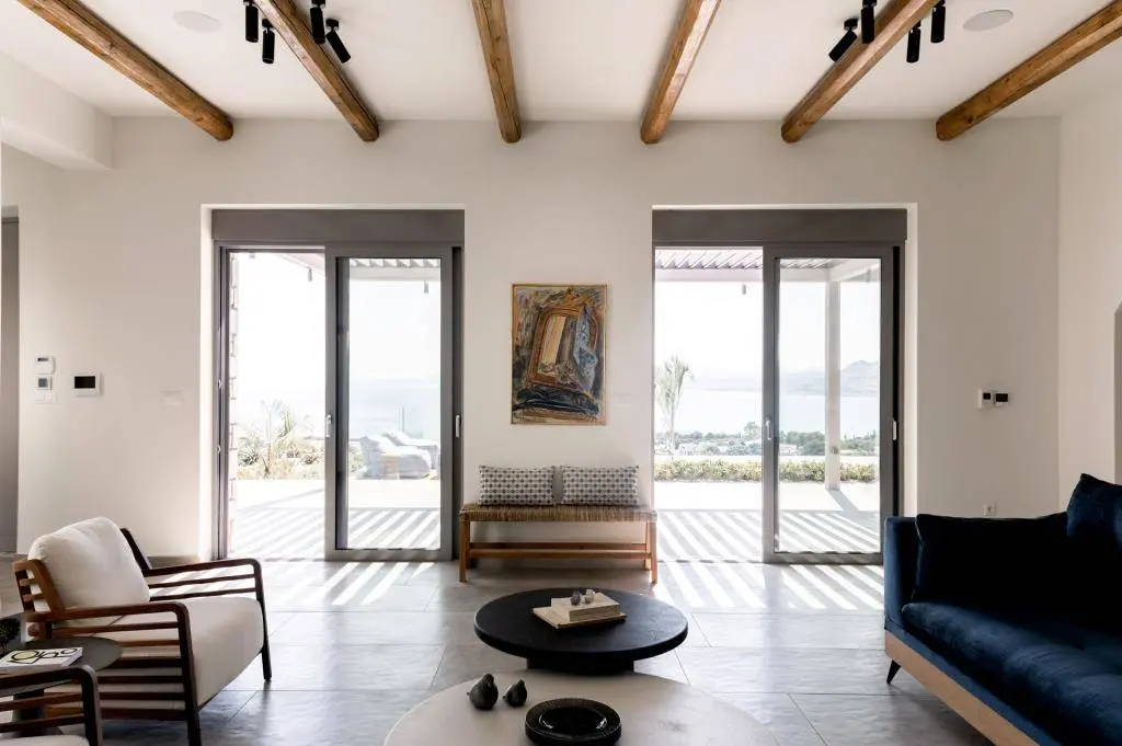 Ultra modern sea view villa with infinity pool in Pefkos