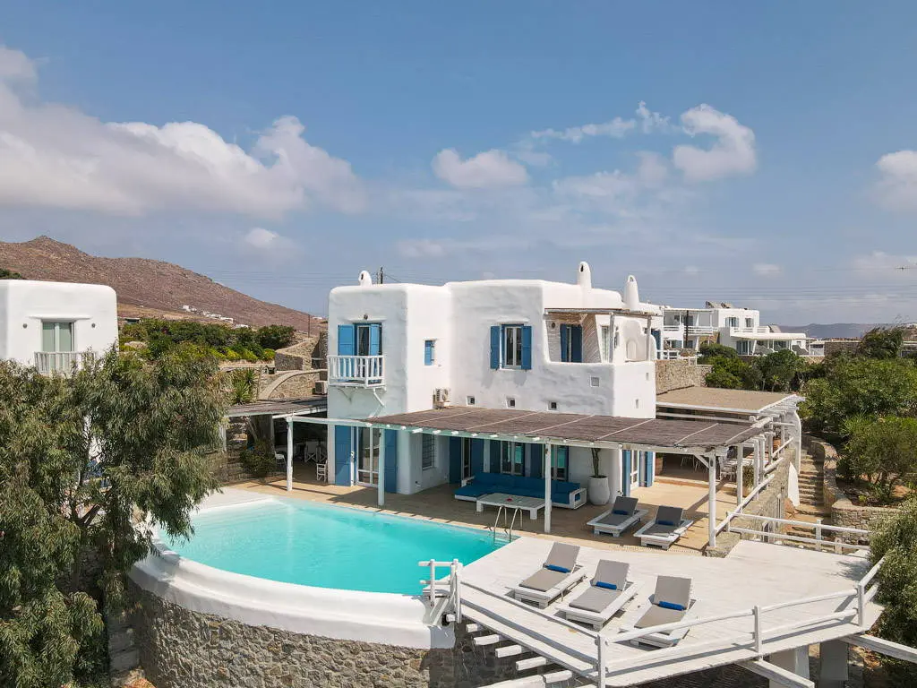 Prestigious Mykonos villa with guest house, two pools & panoramic views