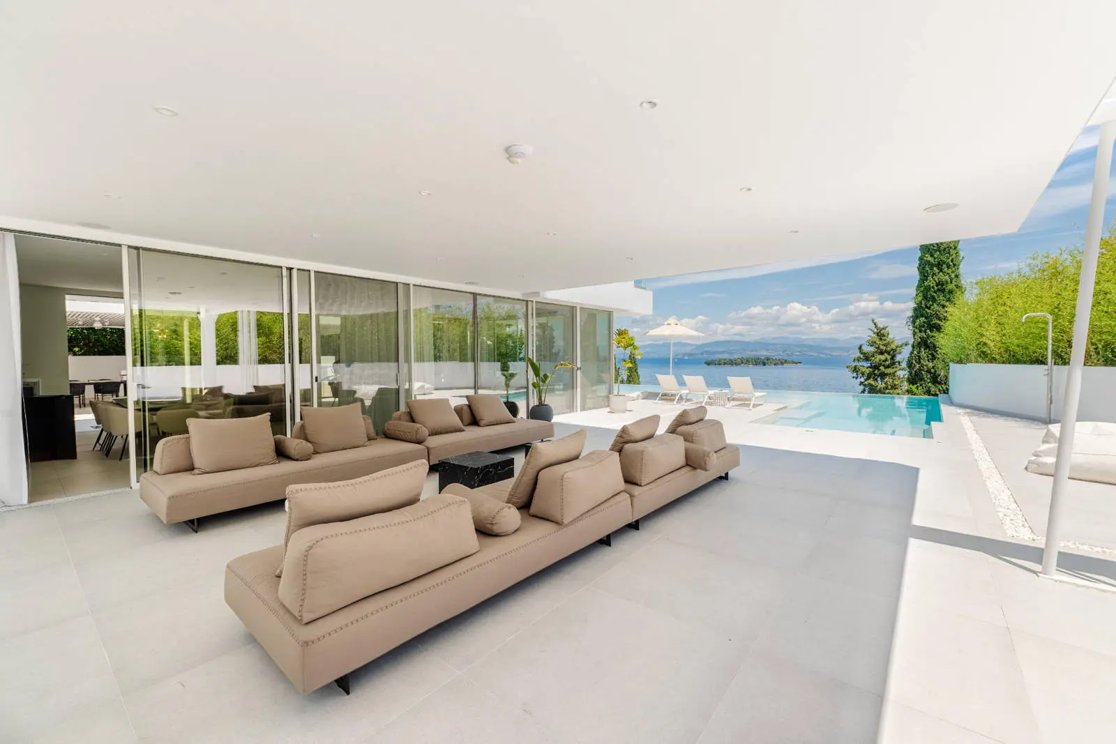 Luxury smart home with panoramic sea views in Kontokali, Corfu