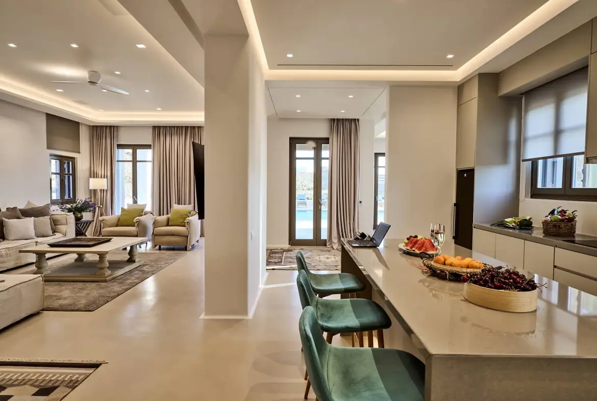 Modern and spacious villa in Mykonos