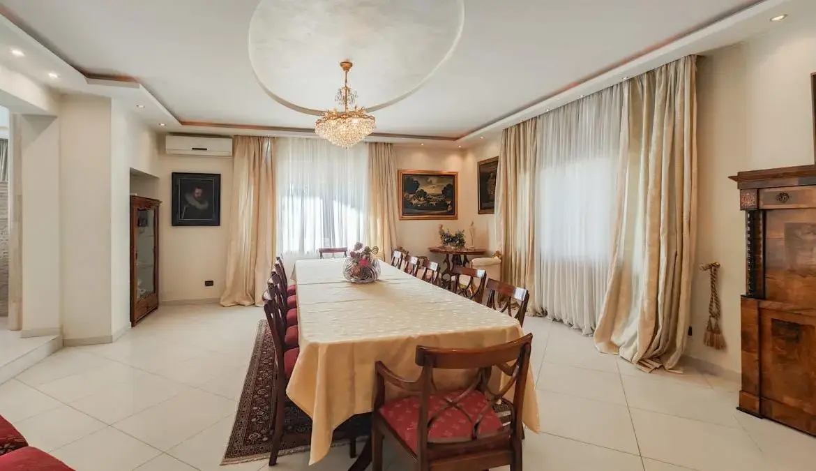 Elegant villa in Dedinje