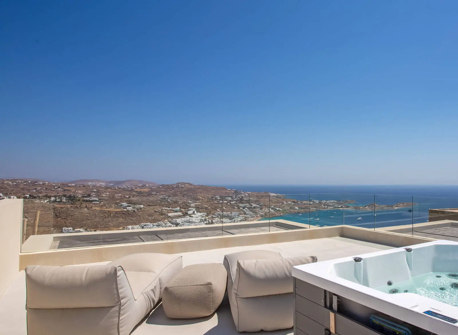 Exceptional luxury villa with pool, privacy and sea views in Mykonos