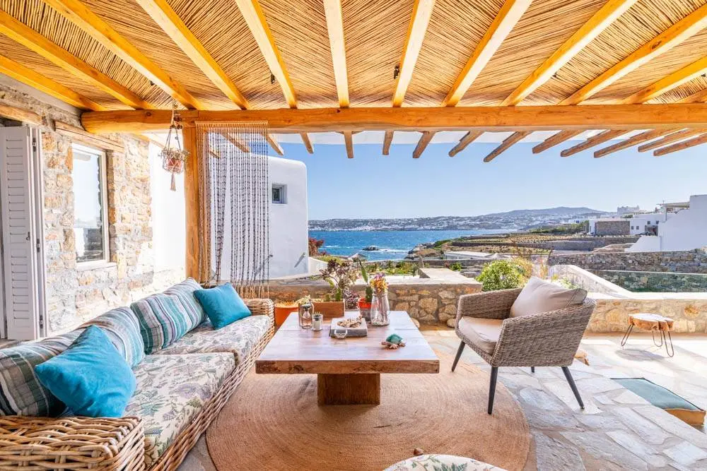 Villa with private beach access and Mykonos downtown views