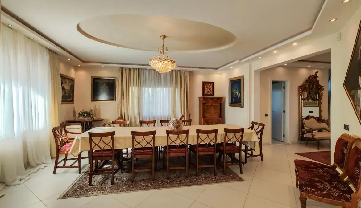 Elegant villa in Dedinje