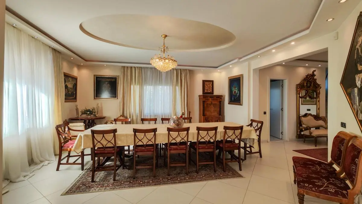 Elegant villa in Dedinje