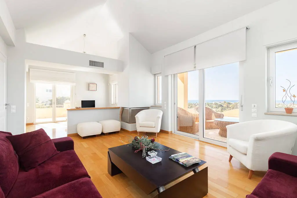 Luxurious 4 bedroom villa with panoramic sea views in Lagonisi