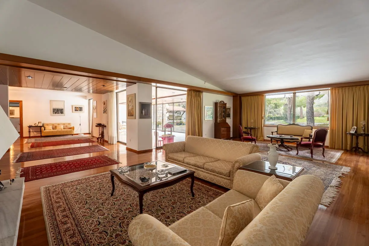 Remarkable mansion on a 5,093 sq.m. plot in Kefalari