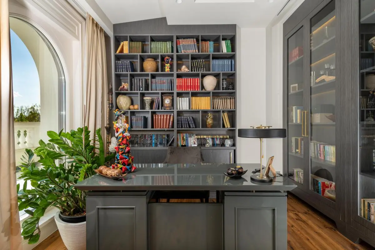 Penthouse in the Diplomatic Quarter with Panoramic Views