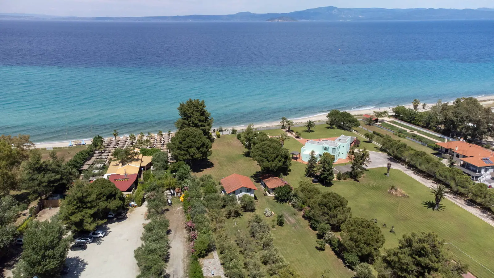 bh-876389cc8cc7 Beachfront property in Glarokavos, Halkidiki