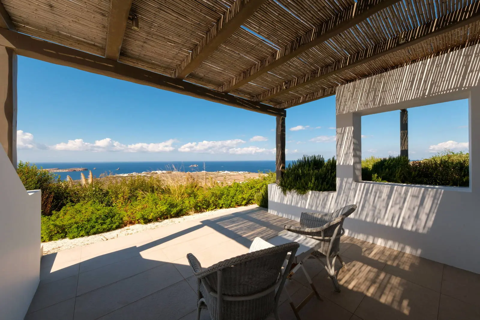 Exclusive 6 bedroom villa with stunning views and private pool in Paros