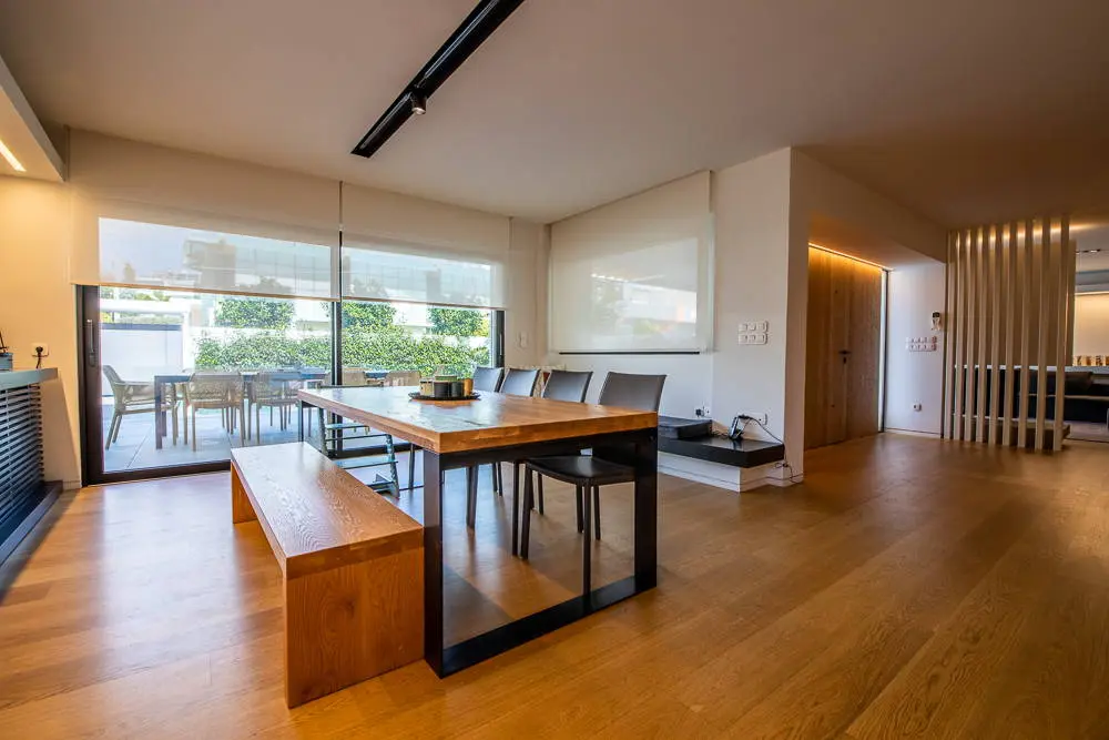 Luxury villa with stunning architectural design in Alimos