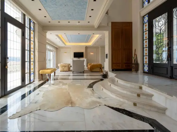 Mansion with stunning views