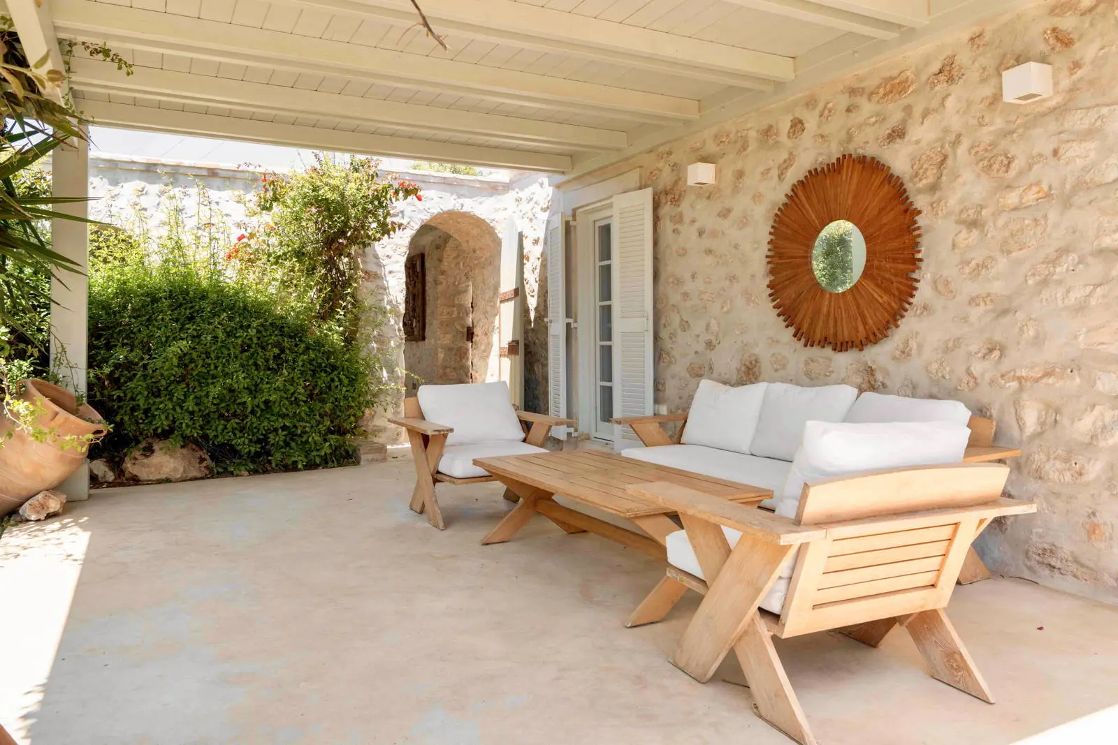 Exclusive beachfront villa in Santa Maria, Paros