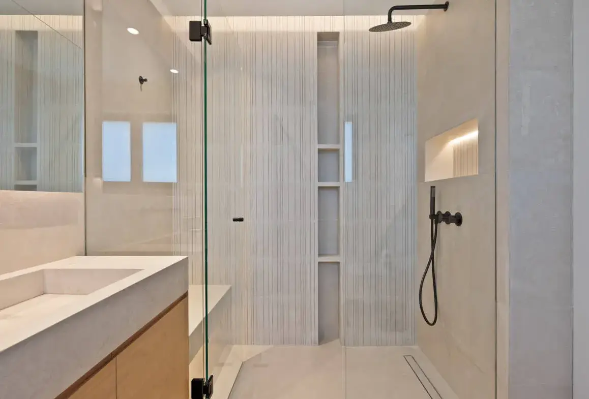 Luxury detached residence in Vouliagmeni I Ready to move in