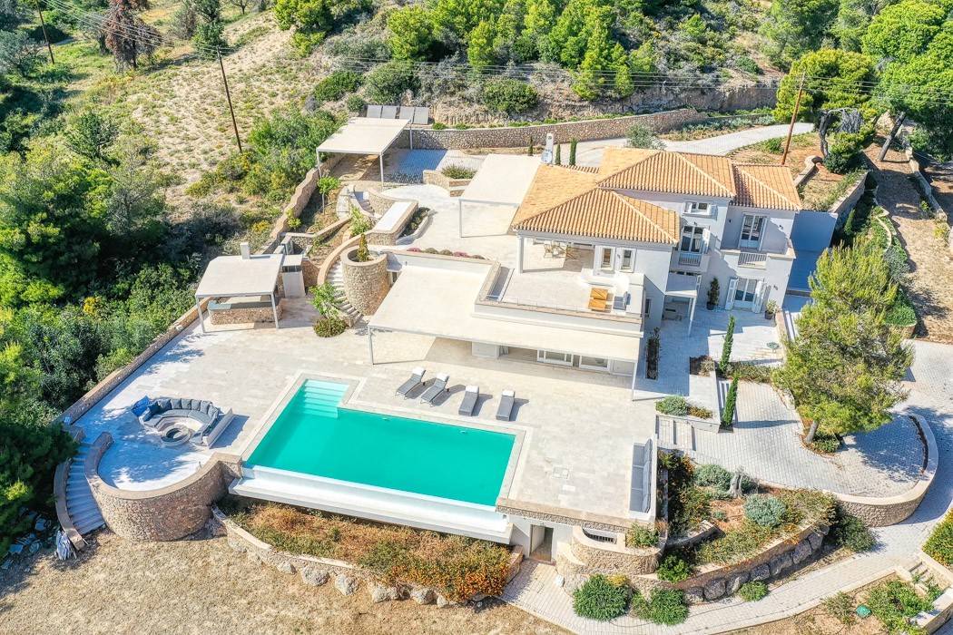 Stunning “Villa Magnifica” near the beach in Porto Heli, Argolida