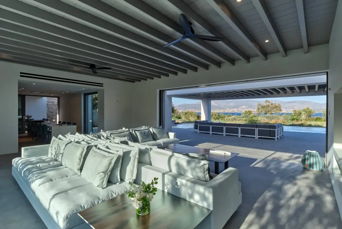 Ultimate luxury seafront villa with infinity pool in Antiparos