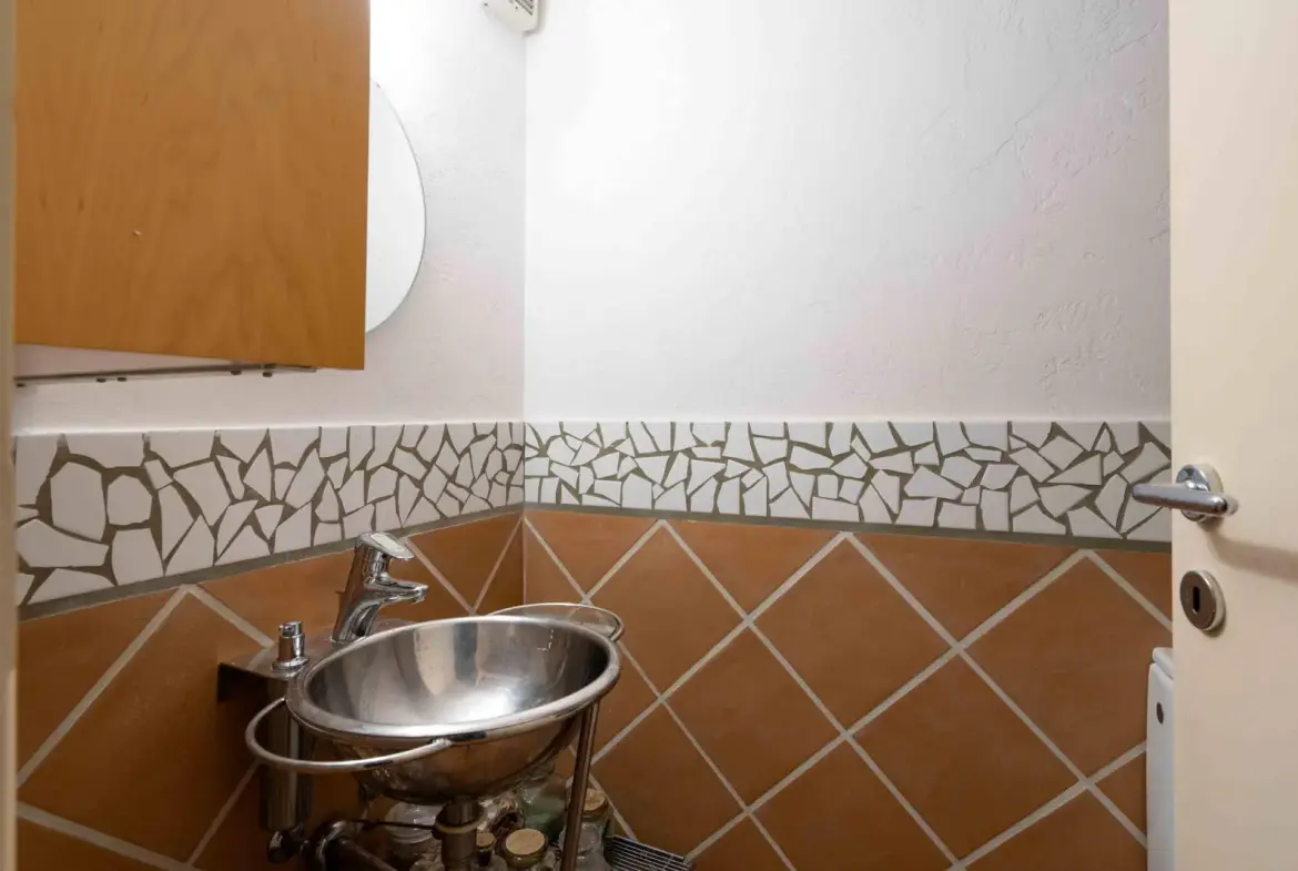 High aesthetic detached house with pool in Upper Voula