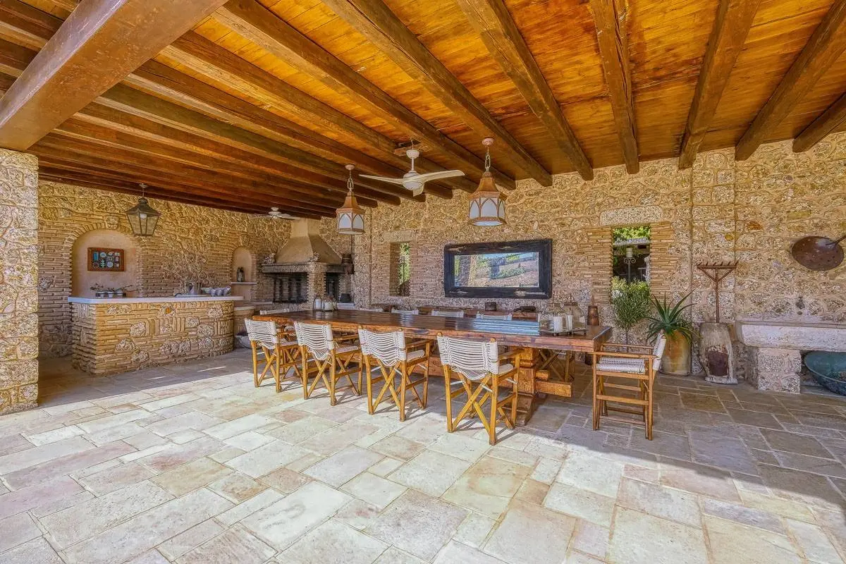 Sea-view mediterranean estate in Porto Heli