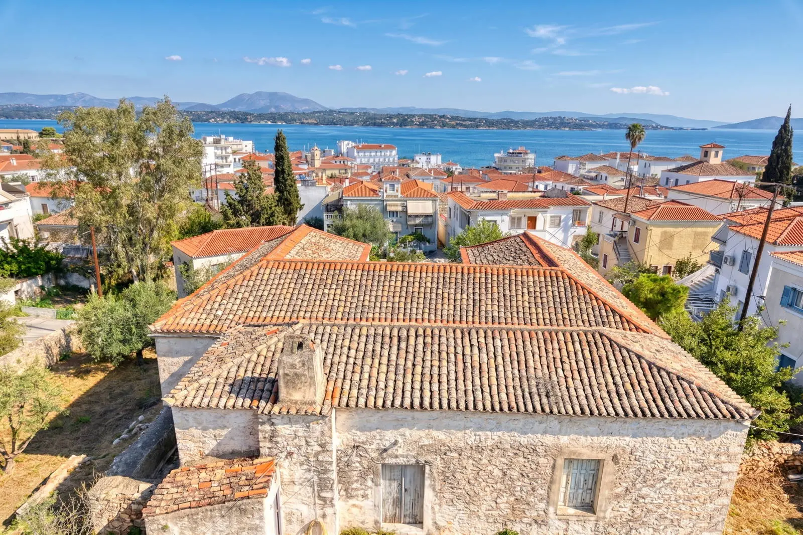 Historic mansion with approved development potential in Spetses