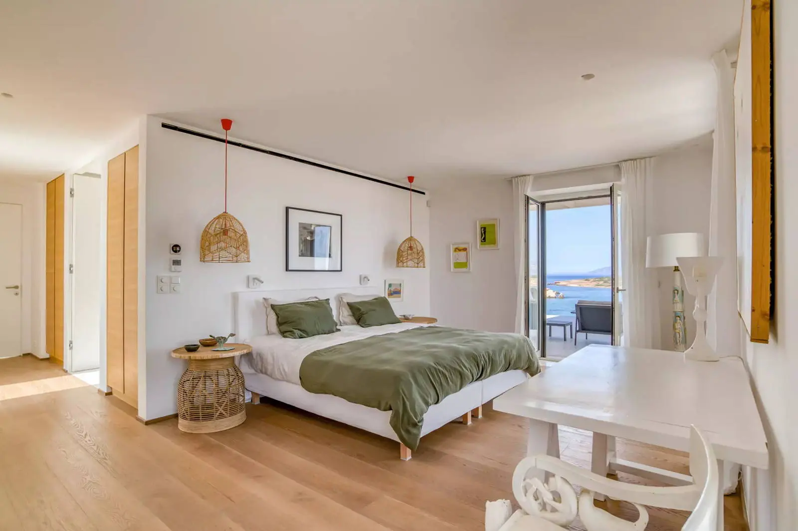 Beachfront Luxury Retreat Villa, Paros