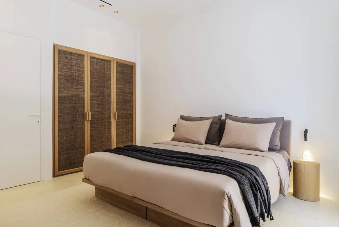 Seafront villa with private beach access and sunset views in Mykonos