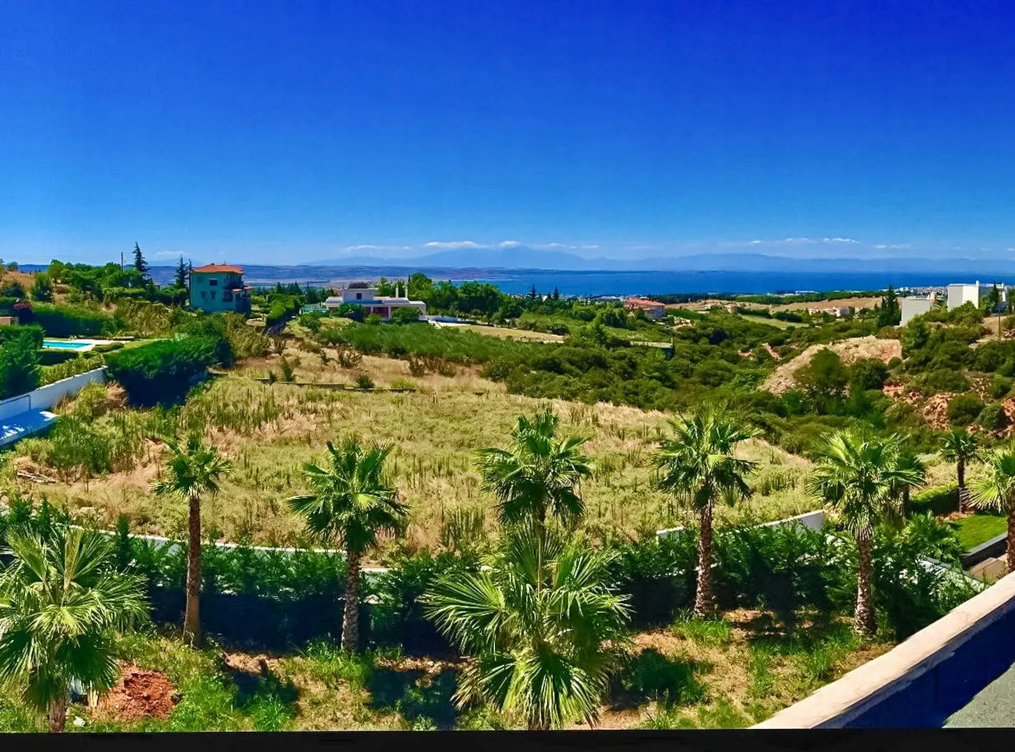 Luxury villa in Panorama