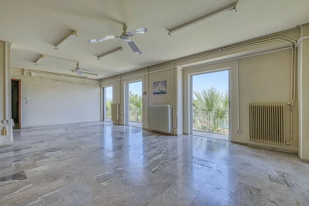Exceptional investment opportunity with sea views in the port of Nafplio