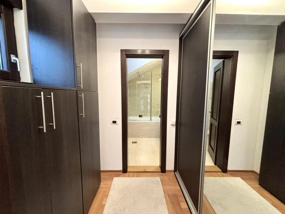 Senjak – an elegant 4-bedroom apartment