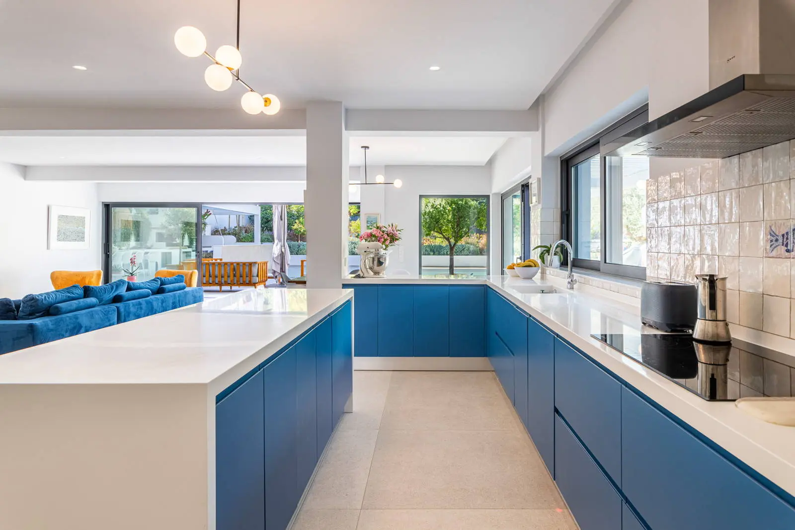 Exquisite modern villa in Vari with breathtaking paradise garden and pool