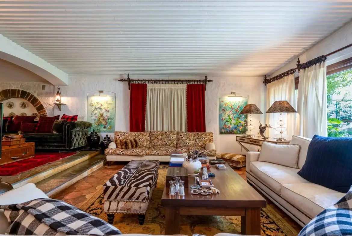 Distinguished residence in Filothei