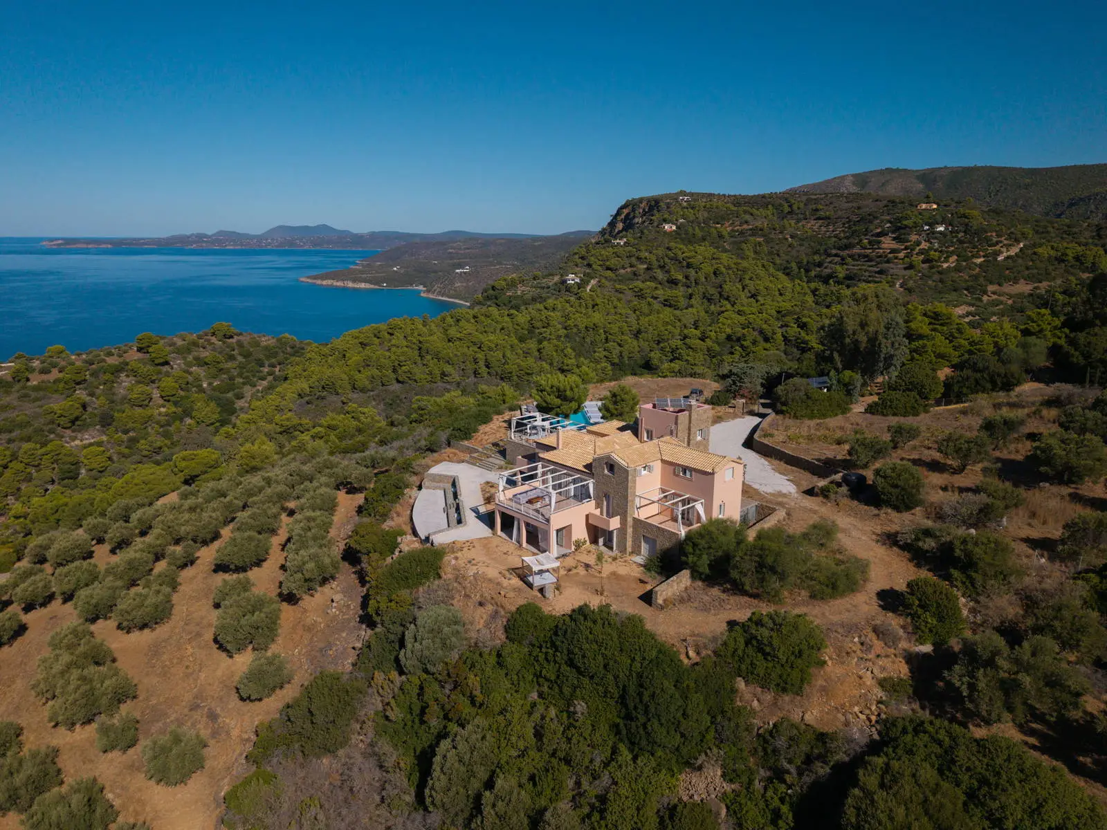 Luxury 560 sqm villa with private pool and complete privacy in Koroni, Messinia