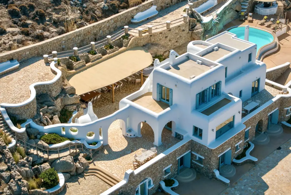 Luxury Estate with Panoramic Views of Mykonos Town