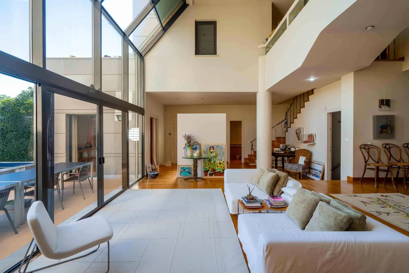 High aesthetic detached house with pool in Upper Voula