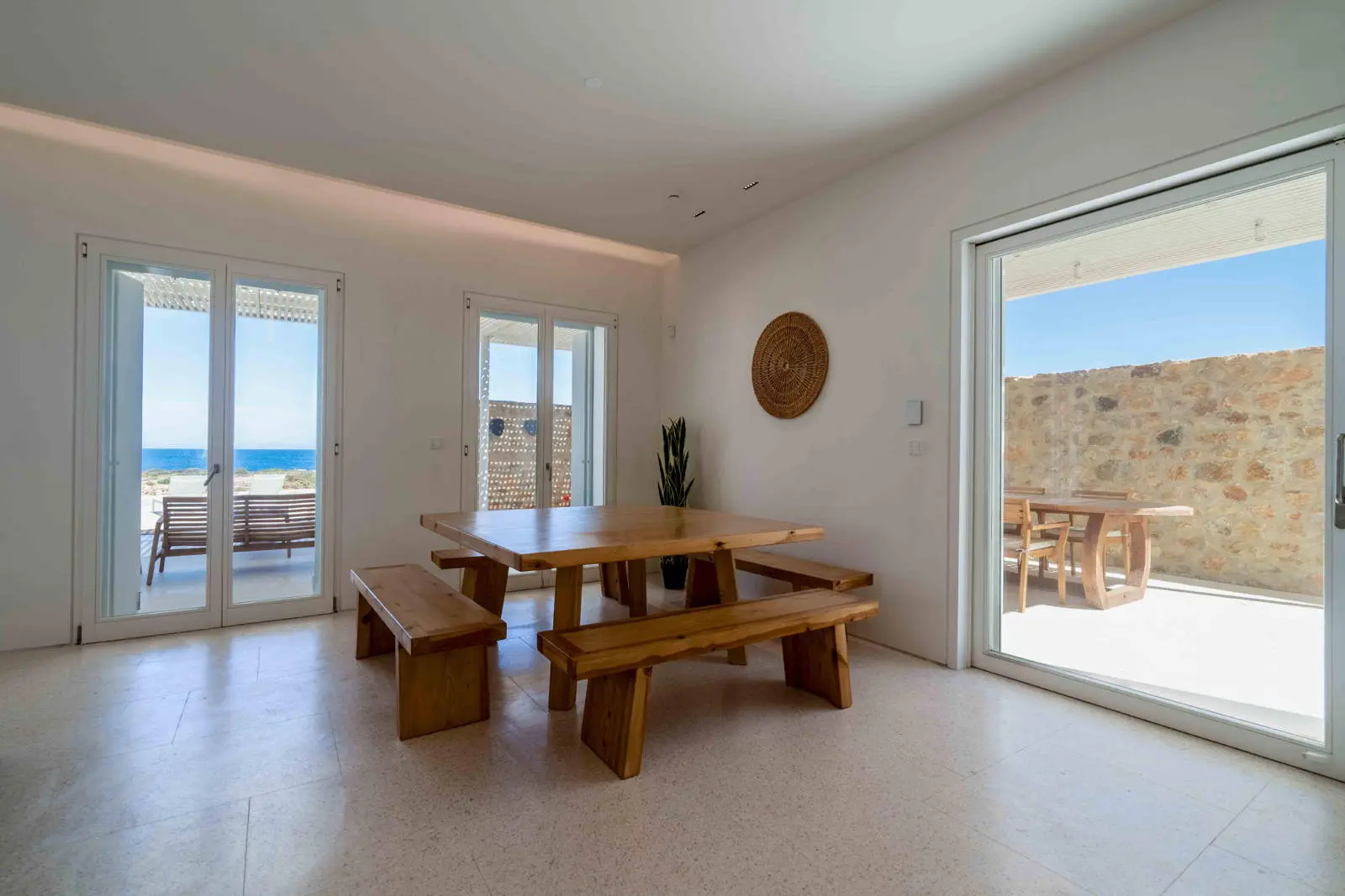 Luxurious New Seaside Villa in Agioi Anargyroi, Naoussa Paros