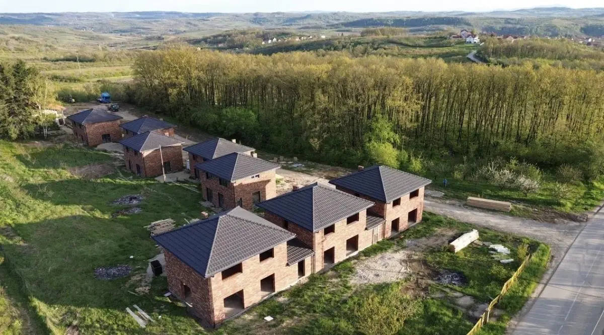 A house in the Magnolia residential community, just 30 minutes from the center of Belgrade