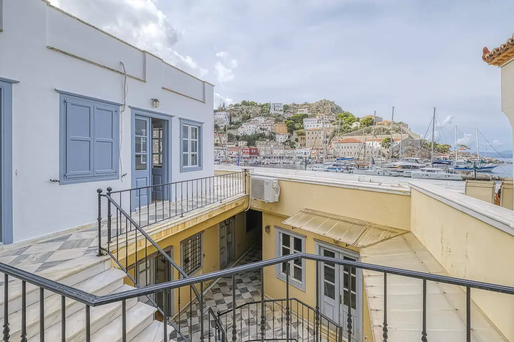 Iconic harbourfront – exclusive opportunity in Hydra