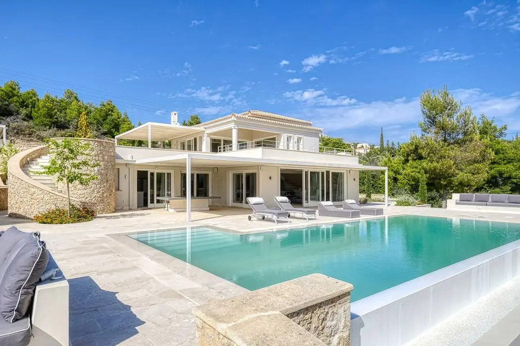 Stunning “Villa Magnifica” near the beach in Porto Heli, Argolida