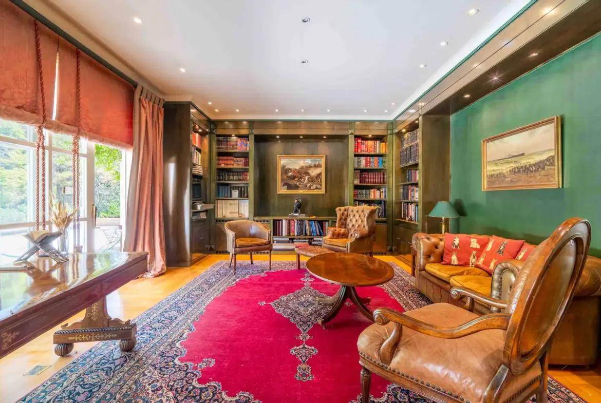 Elegant and timeless villa in Ekali
