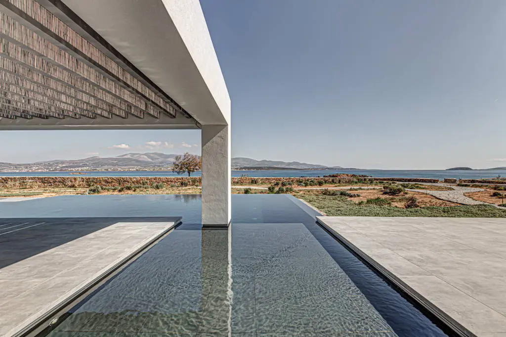 Ultimate luxury seafront villa with infinity pool in Antiparos