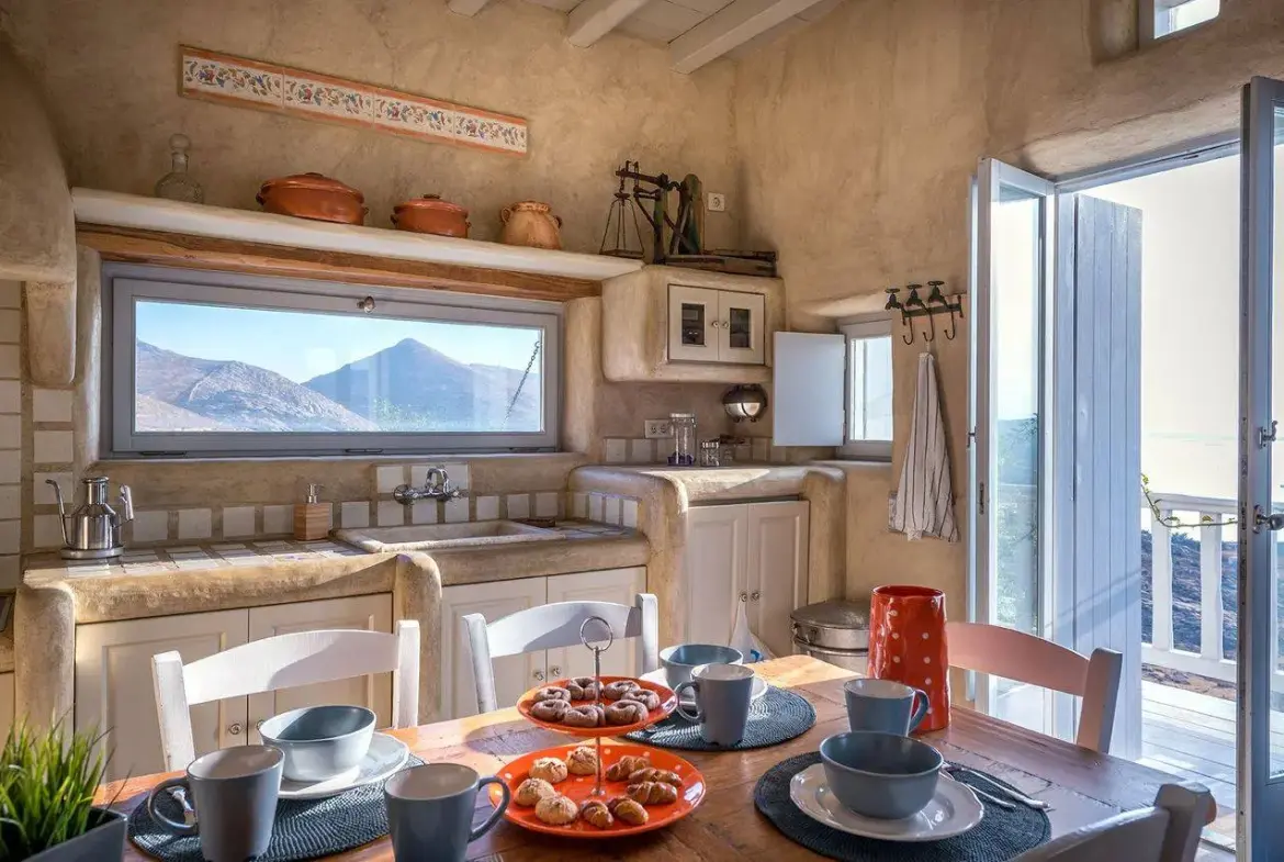 Distinctive-style villa in Kolymbithres, Paros