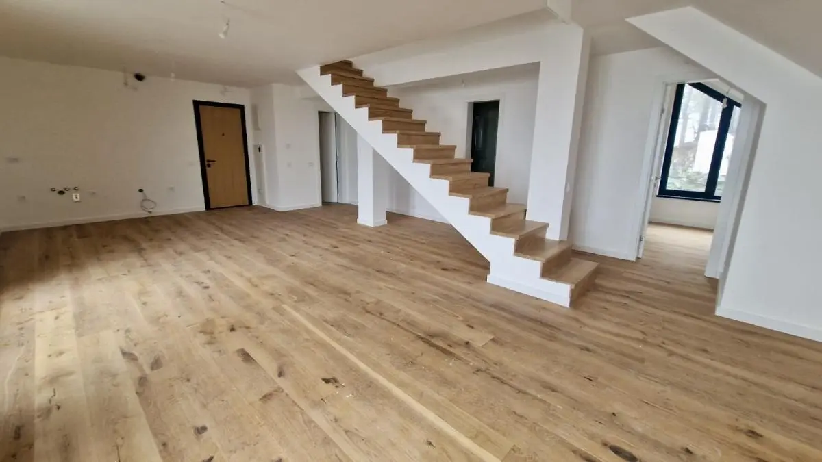 bh-a3c8d92db000 Luxury Four-Bedroom Apartment in Divčibare with Panoramic Views and a Private Sauna