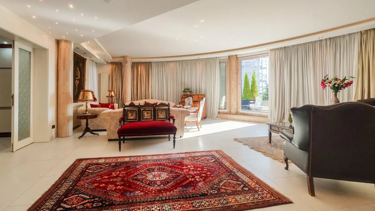 Elegant villa in Dedinje