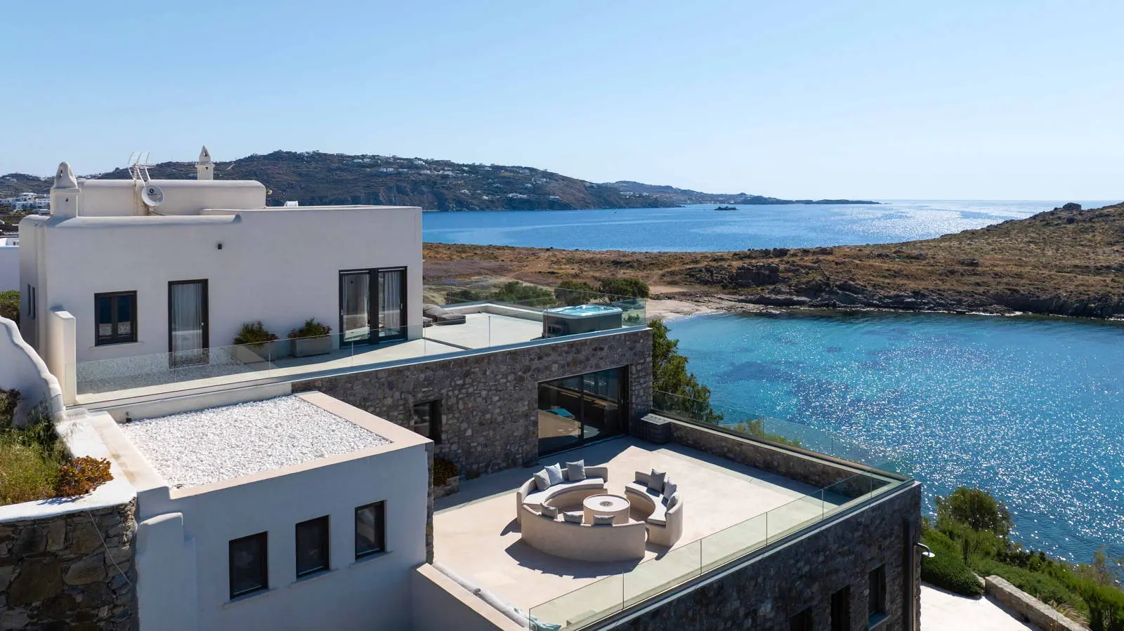bh-a76c503501a4 Exclusive waterfront 6-Bedroom villa in a private gated community in Mykonos