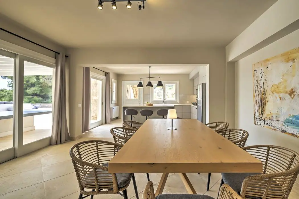 Stunning “Villa Magnifica” near the beach in Porto Heli, Argolida