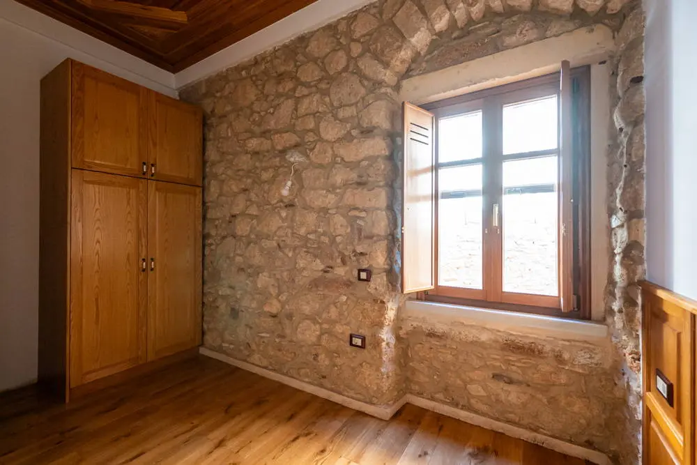 Historic waterfront property with boutique hotel development potential in Agios Nikolaos, Mani